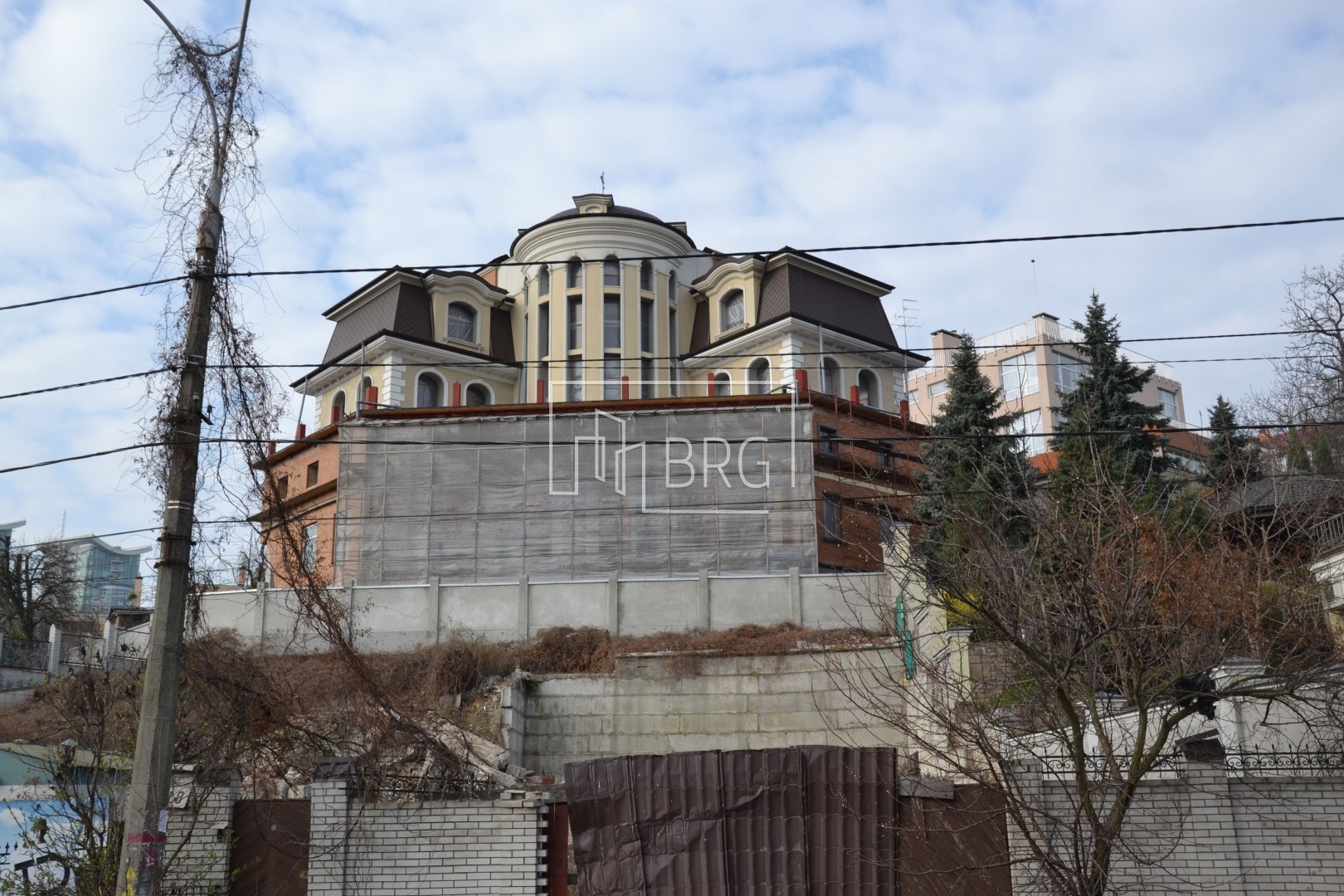 Здание ул. Тимирязевская, Печерский район. Київ