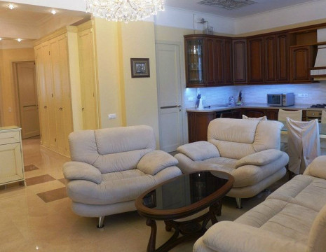 Аренда 4-х комнатной квартиры 110м Печерские Липки. Київ