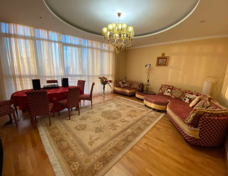 Квартира в 2-х уровнях видовая Печерск центр. Київ