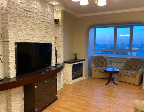 Аренда квартиры 200м 7 комнат в 2-х уровнях . Киев