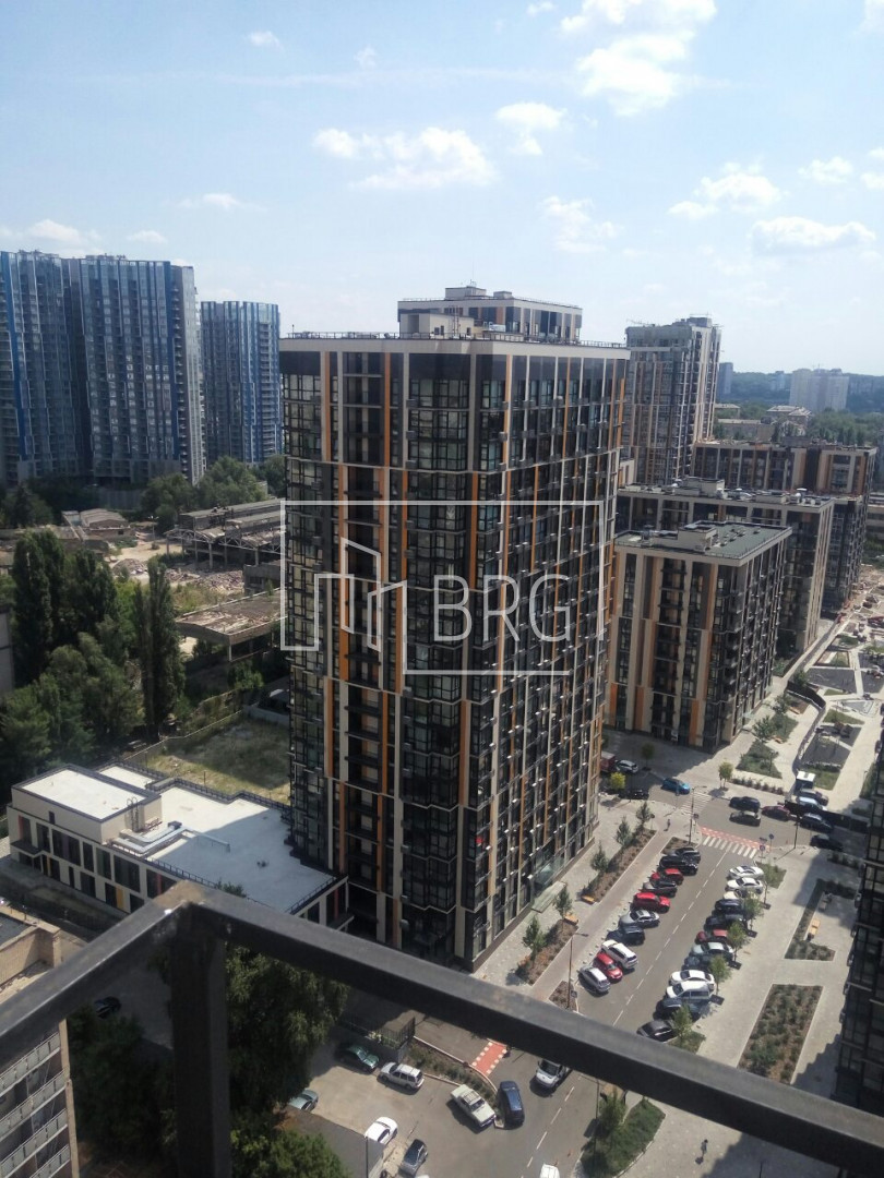 Продажа пентхауса в 3-х уровнях центр Киева. Київ