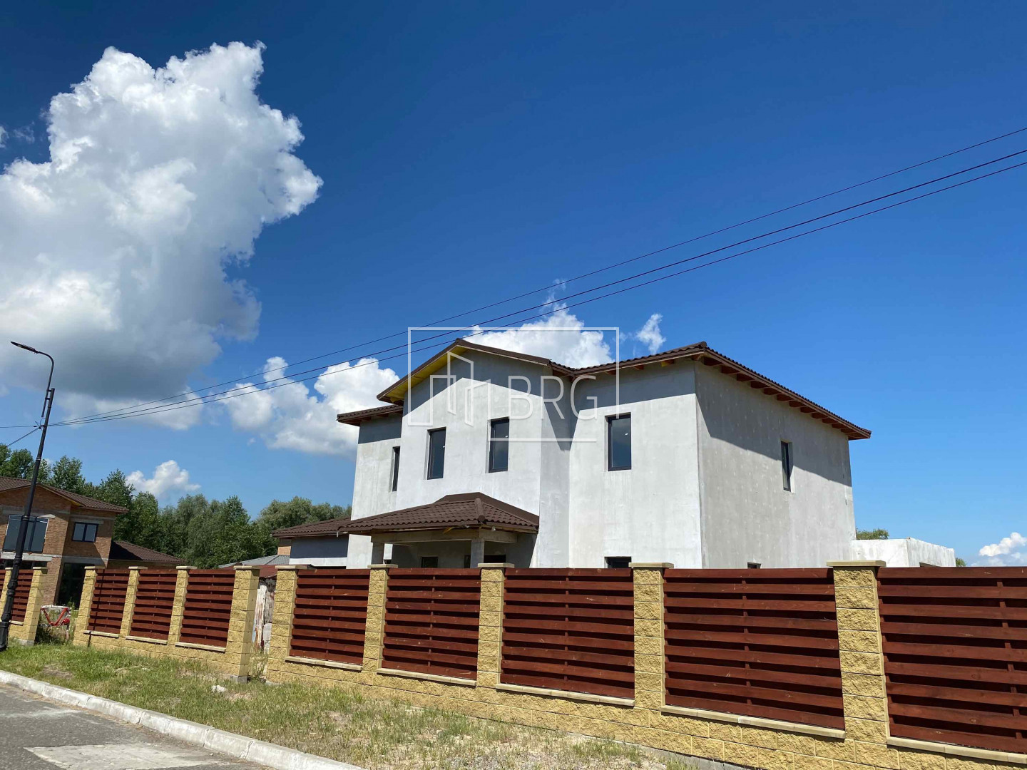 Дом с выходом на канад Днепра 320м КГ Днипрова хвыля. Київська обл