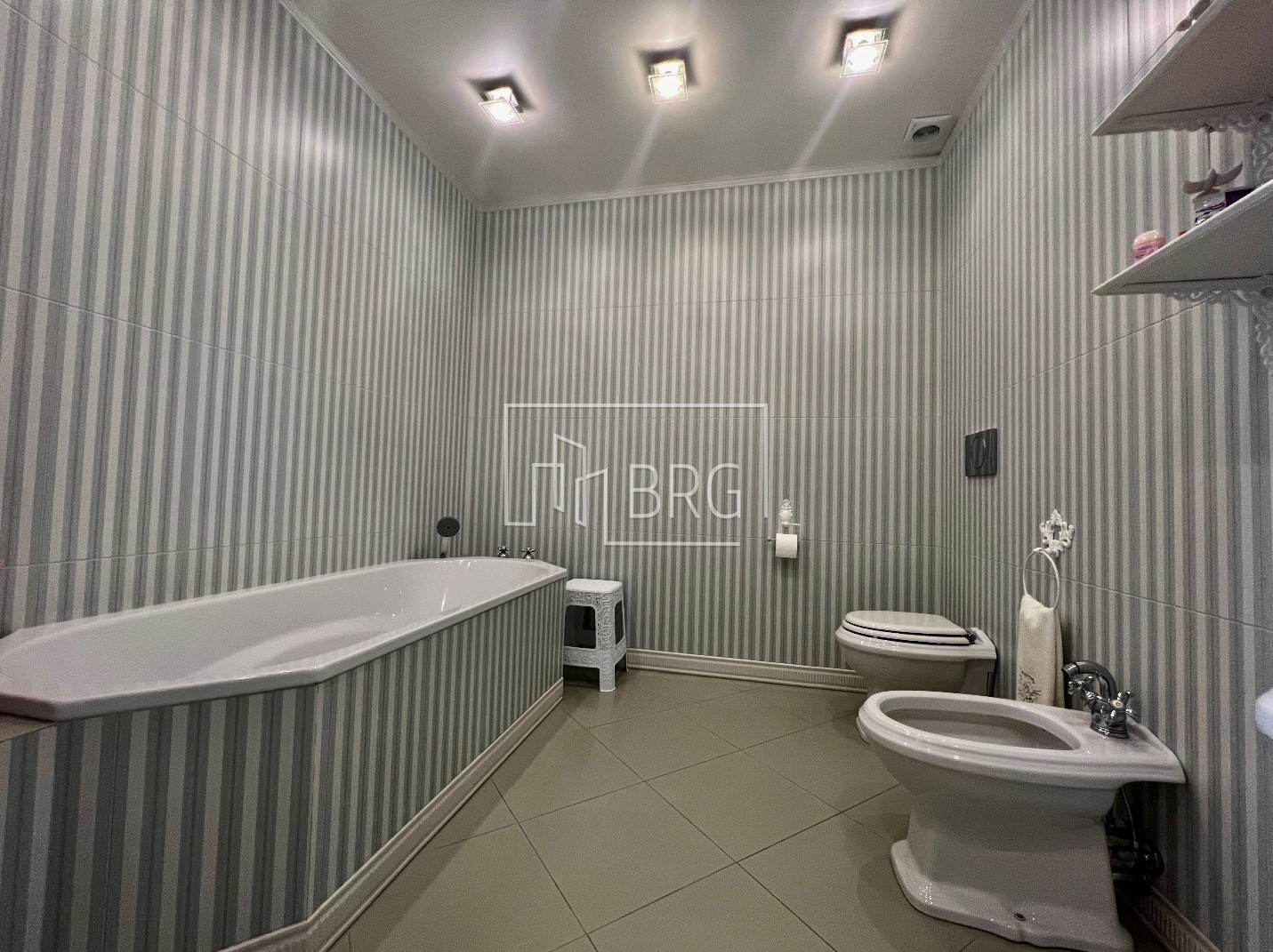 Пентхаус в 3-х уровнях с террасой ЖК Новопечерские липки. Київ