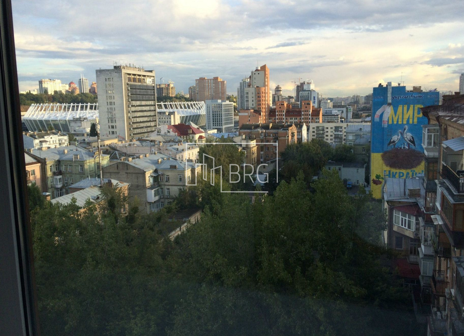 Продажа 4-х комнатных апартаментов с террасой на Печерске. Київ