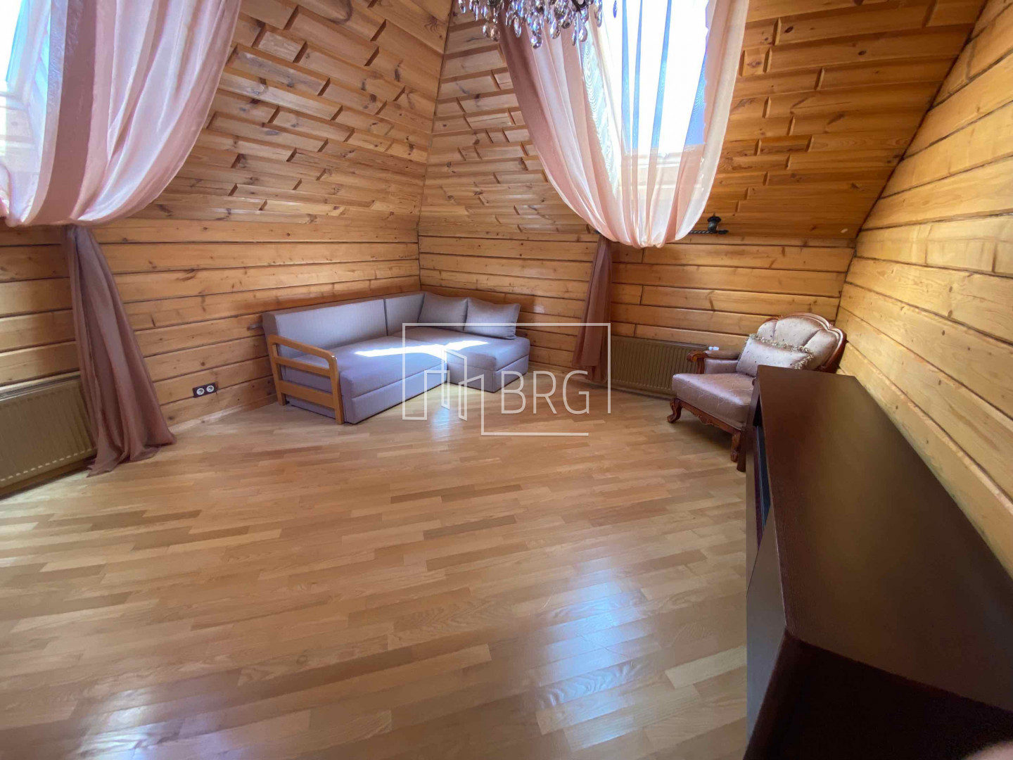 Дом КГ Днипрова хвыля 460м 7км Дамбы. Київська обл