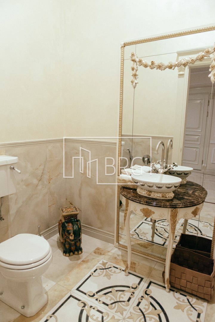 Продажа 2-х уровневой квартиры. Київ