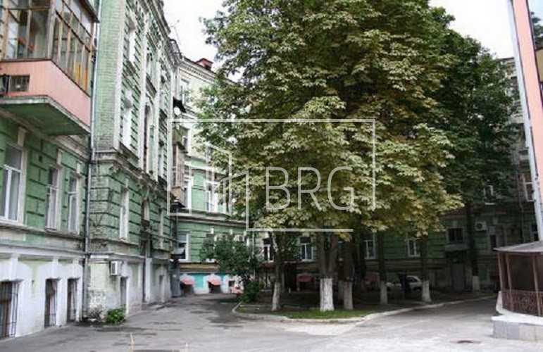 2-х комнатная квартира в историческом центре Киева. Київ