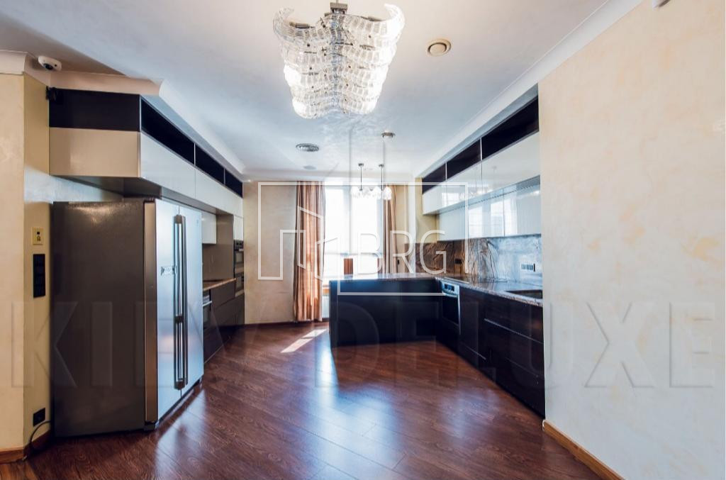 Квартира многокомнатная 288м ЖК Дипломат Холл. Київ