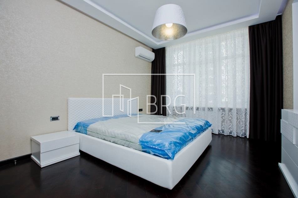 Продажа 3-х комнатной квартиры, ЖК «Новопечерские Липки». Киев