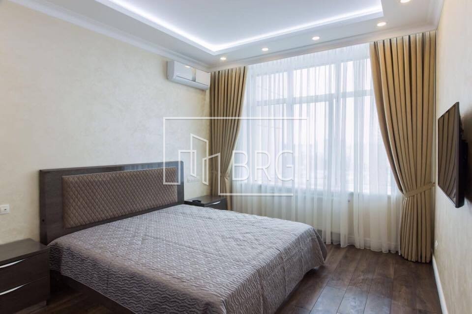 Продажа 3-х комнатной квартиры, ЖК "Новопечерские Липки". Київ