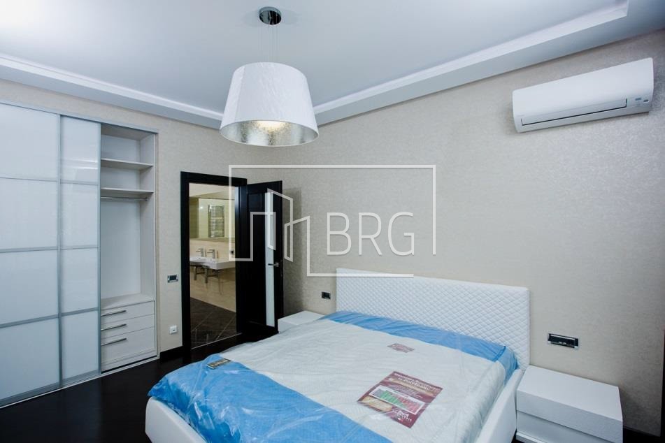 Продажа 3-х комнатной квартиры, ЖК «Новопечерские Липки». Киев