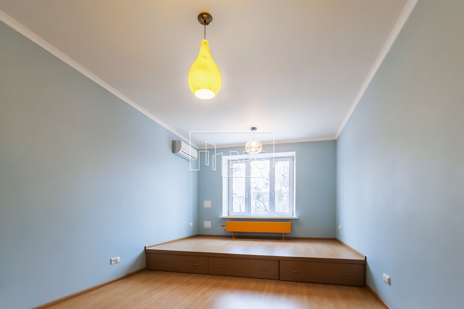 Продажа 3-х комнатной квартиры. Київ