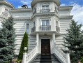 Дом 600м КГ Золотые ворота с выхоом к озеру. Київська обл