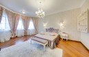 Особняк 1200м с озером на территории Лесники. Київська обл