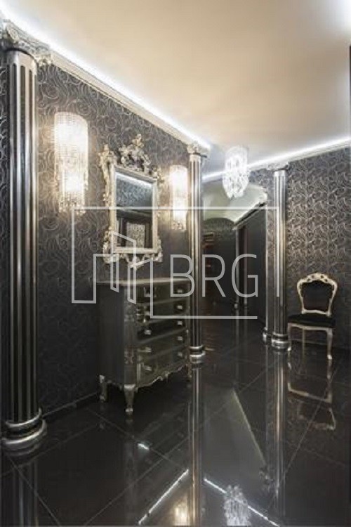 Продажа 4-х комнатной квартиры. Киев