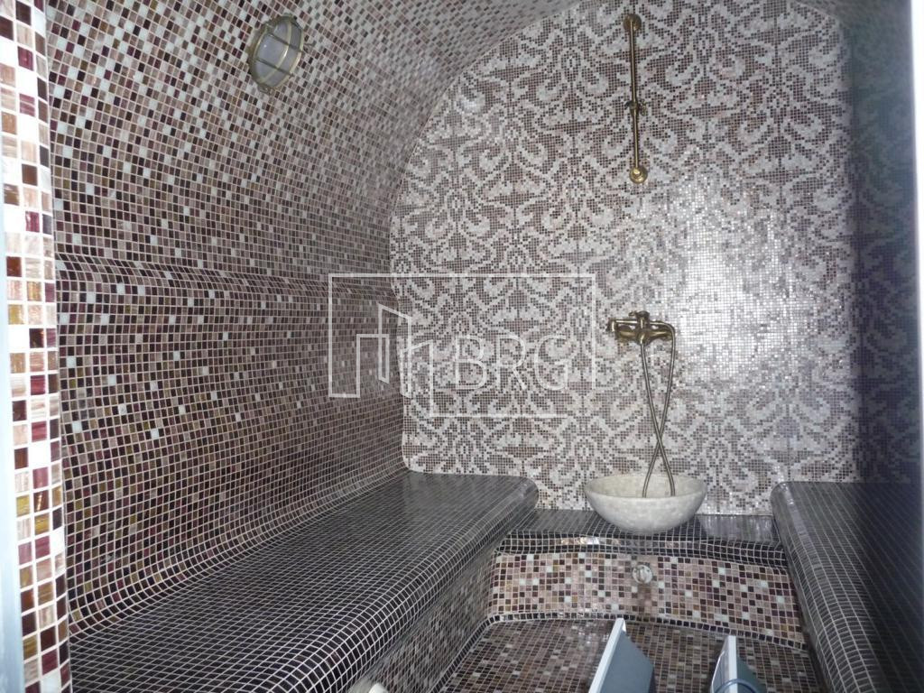 Кваритира 5 комнат в 2-х уровнях в центре Киева. Київ