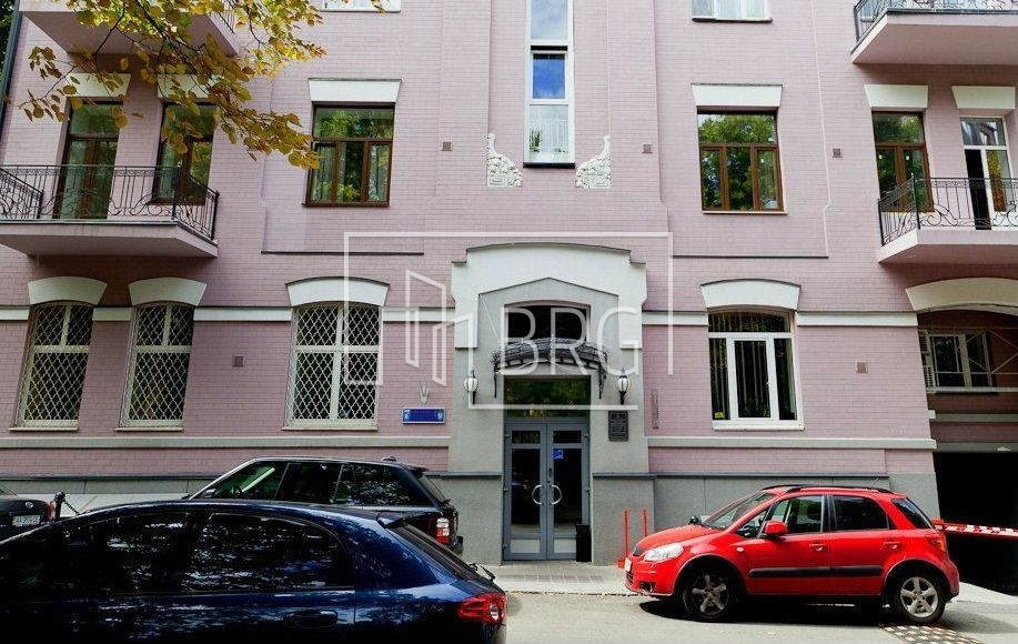 Аренда 5-комнатной квартиры. Київ