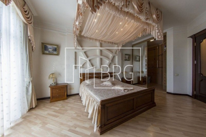 Квартира 156м в центре Киева Шеченковский р-н. Київ