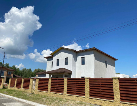 Дом с выходом на канад Днепра 320м КГ Днипрова хвыля. Київська обл