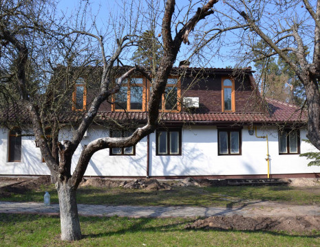 Дом 240м КГ Конча Озерная Писательский . Київська обл