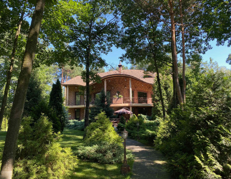 Дом дуплекс 350м в закрытом коттеджном городке Козин Конча-Заспа. Київська обл