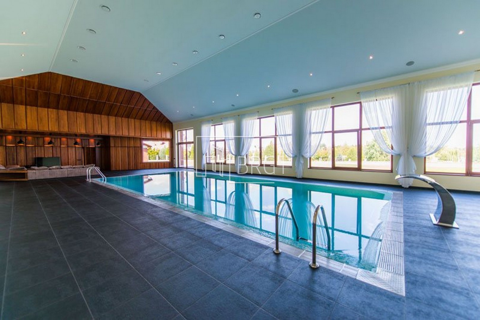 Дом КГ Днипрова хвыля 815м с выходом на Днепр. Київська обл