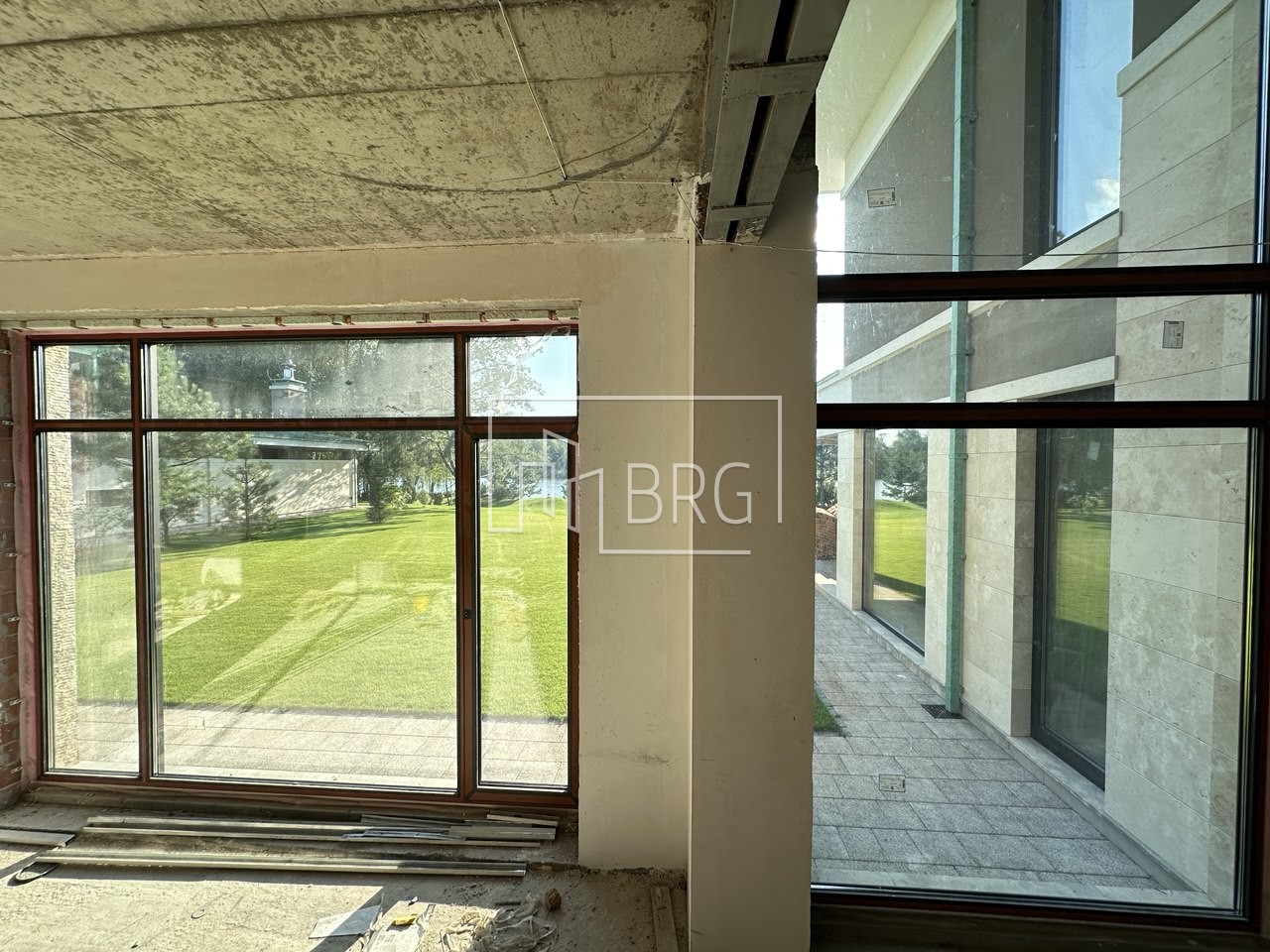 Дом 550м КГ Kozyn Seven Club с выходом на Козинку. Київська обл