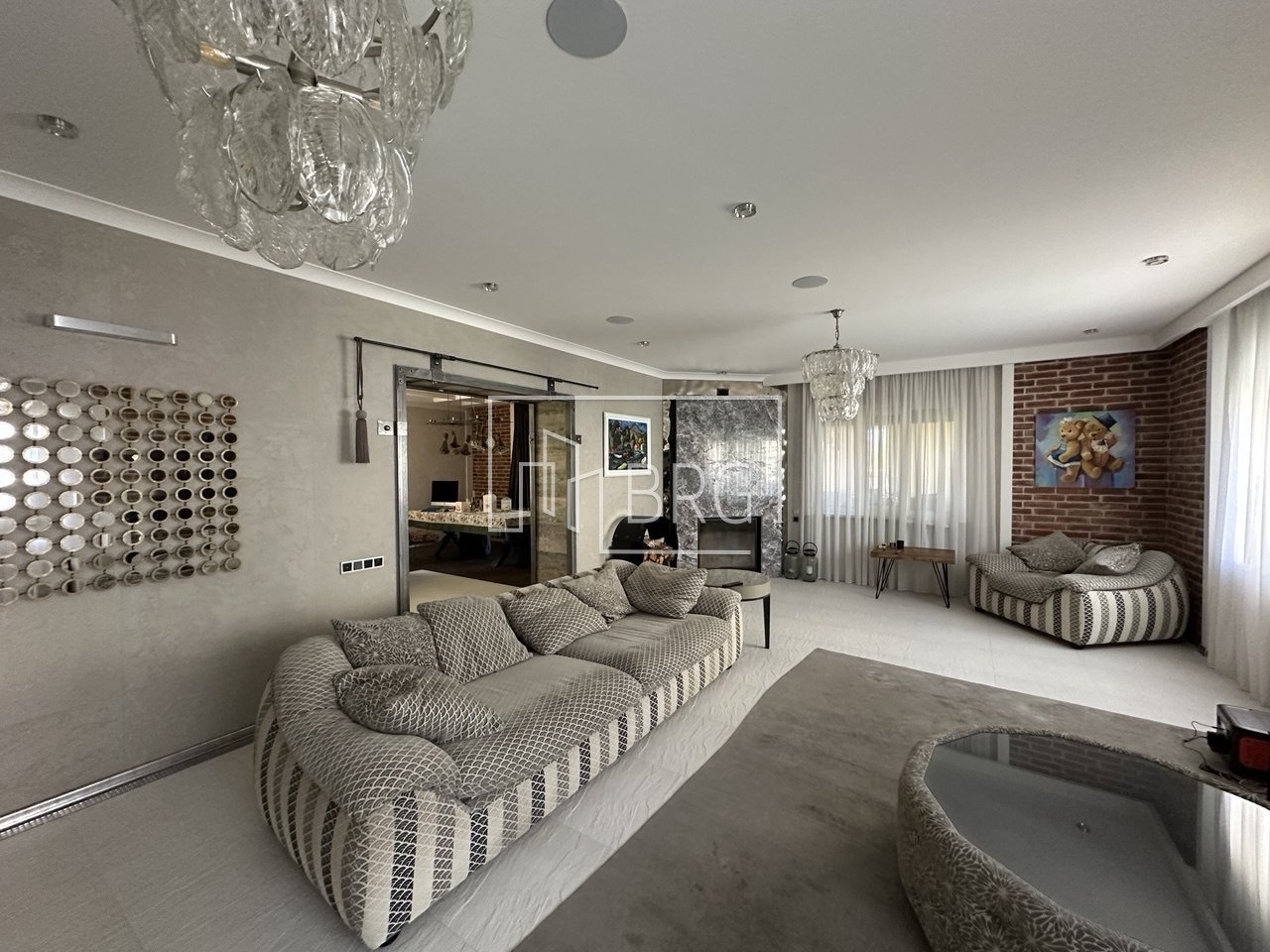 Дом 400м в Рудыках . Київська обл