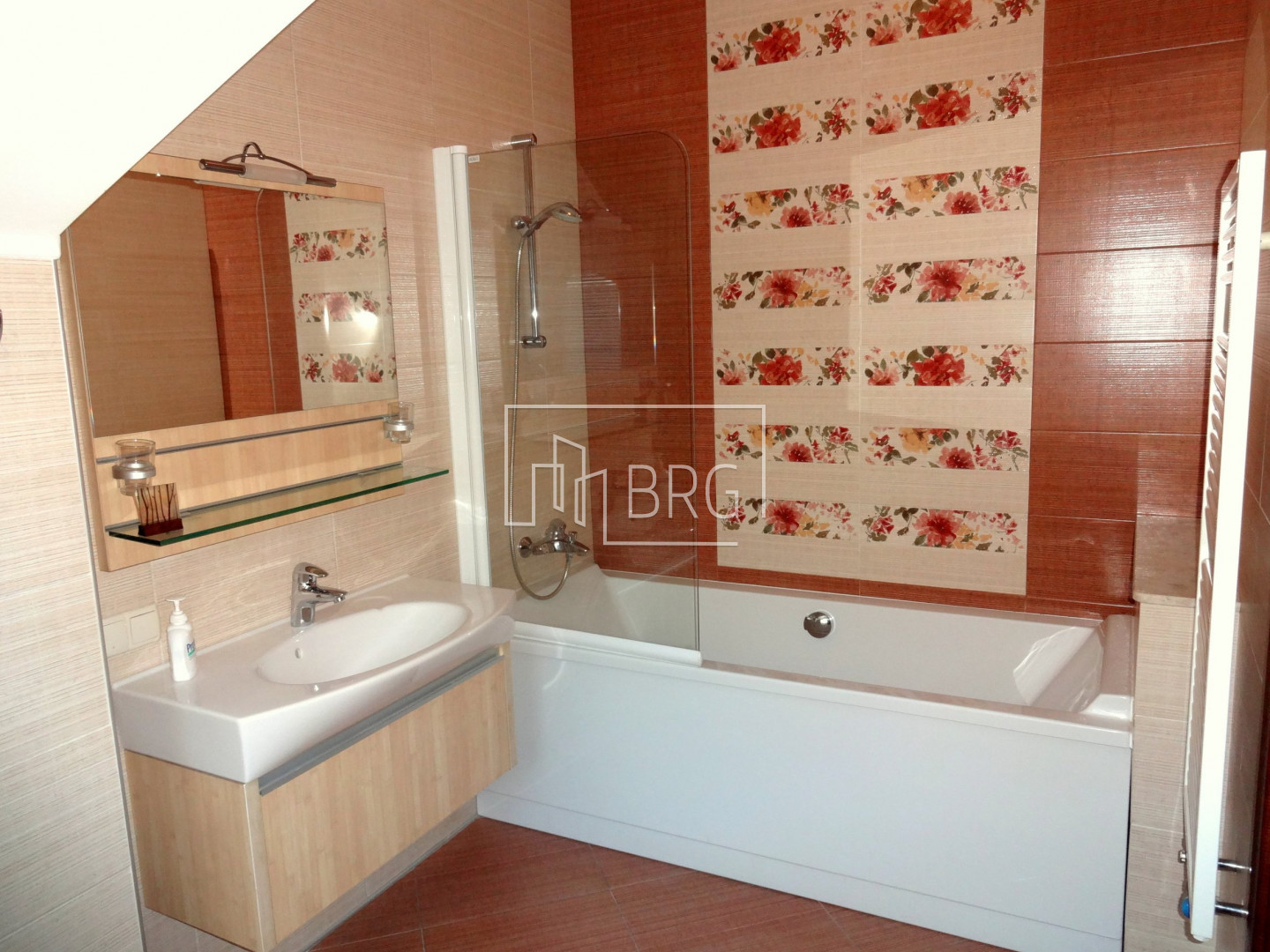 Дом 450м ул. Садовая Осокорки. Киев