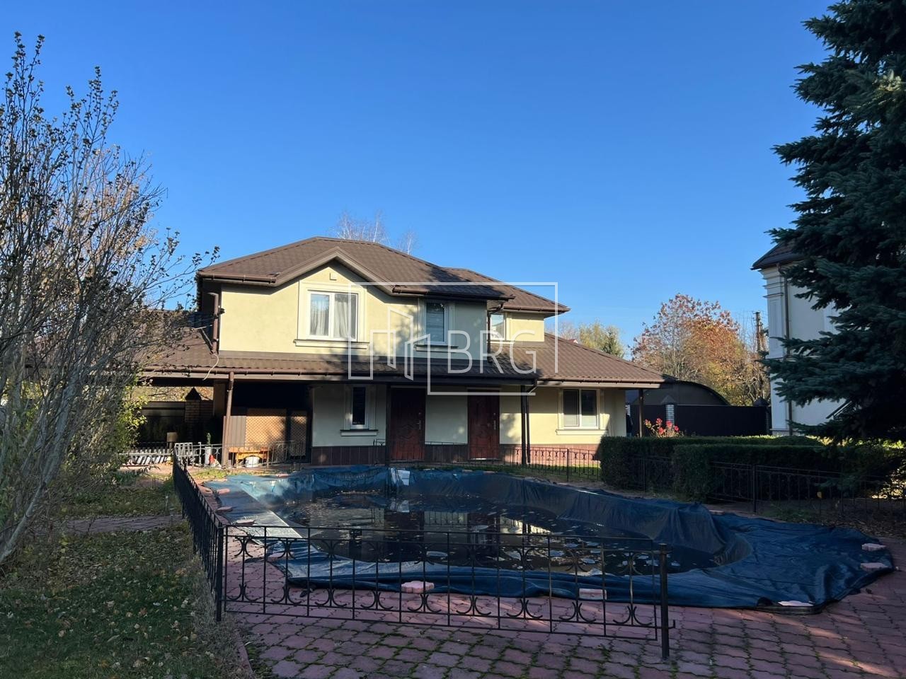 Дом 490м КГ Золотые ворота с выходом на Козинку. Київська обл