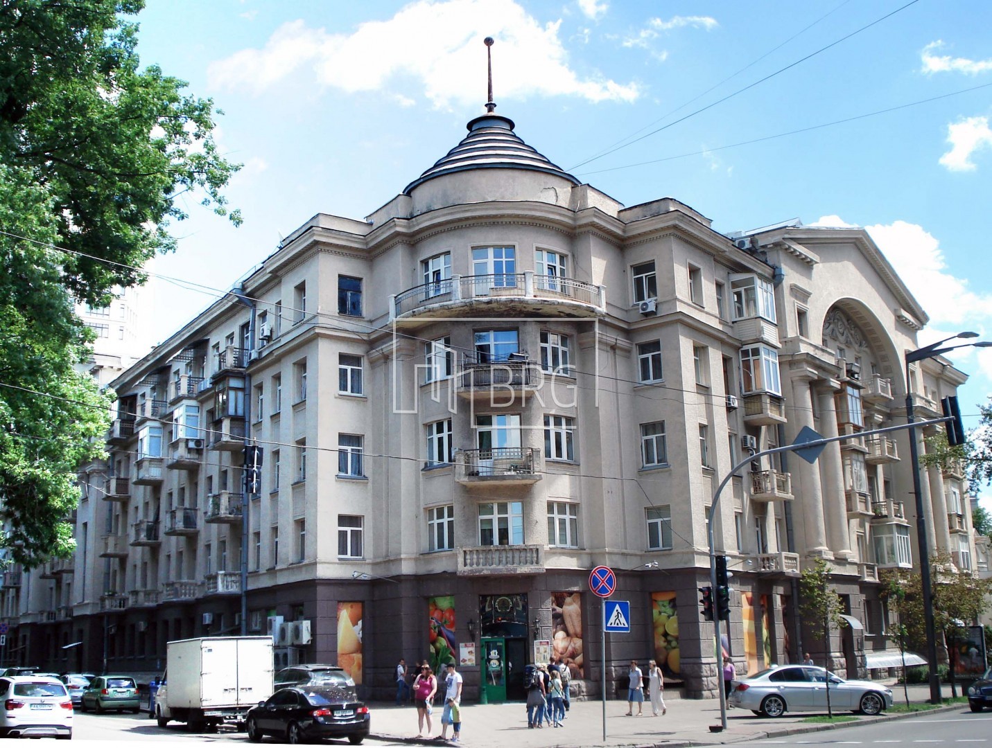 Квартира с видом на Мариинский парк 3 комнаты Грушевского 9. Київ