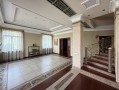Дом с калиткой в Ботанический сад Мичурина . Киев