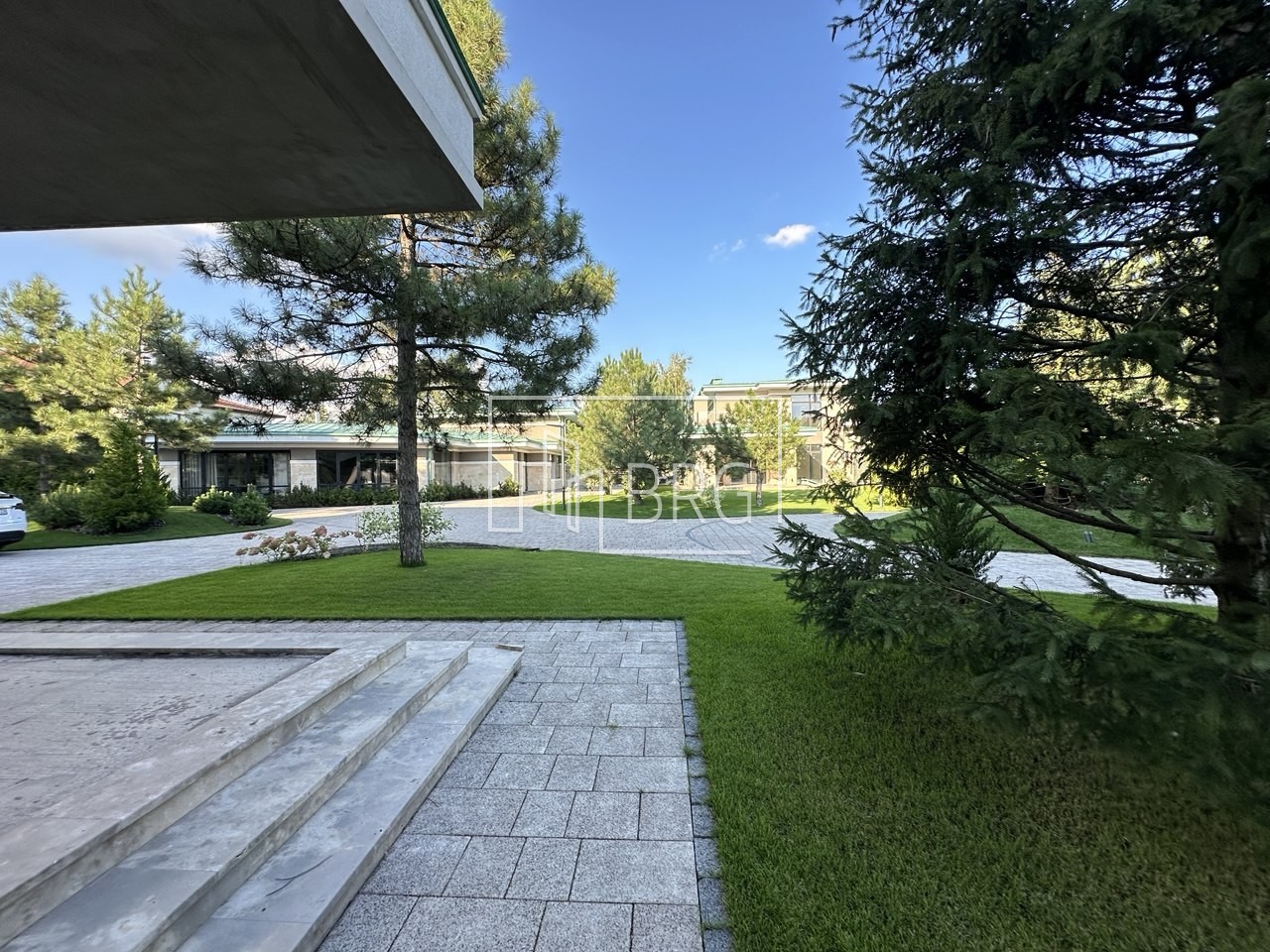 Дом 550м КГ Kozyn Seven Club с выходом на Козинку. Київська обл