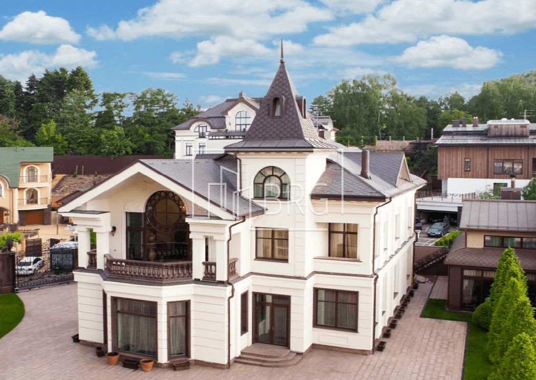 Белый дом на Печерске 1425м. Киев