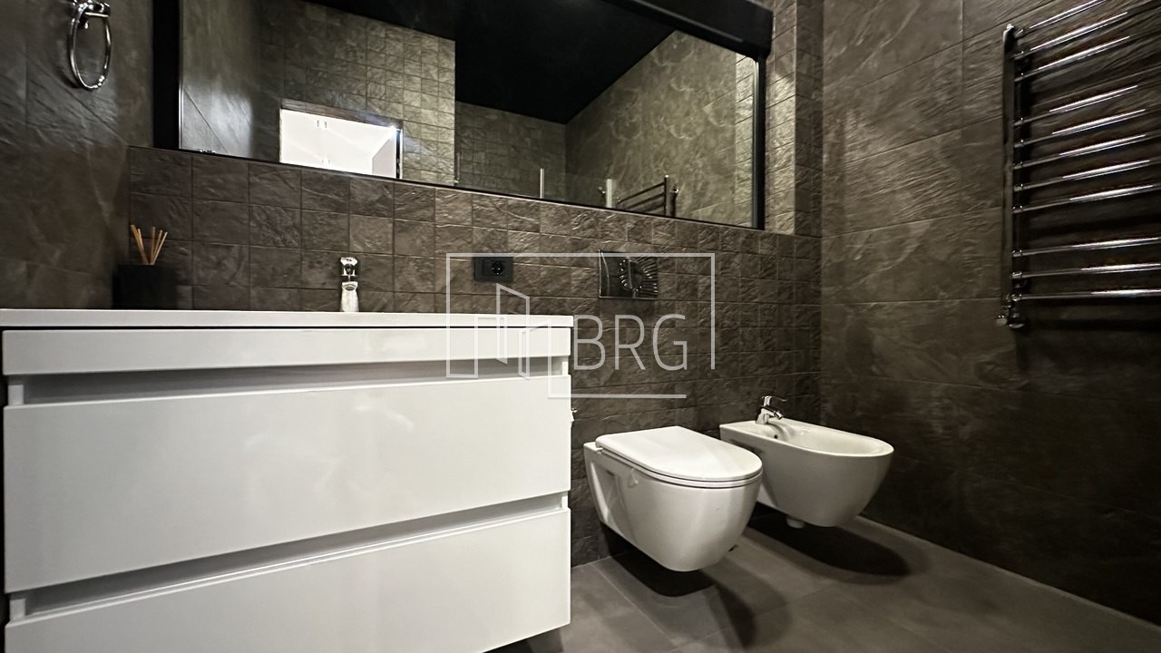 Новый современный дом 289м с крытым бассейном Ходосеевка. Київська обл