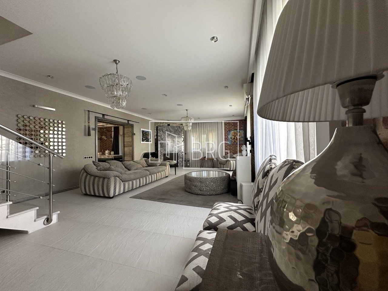 Дом 400м в Рудыках . Київська обл