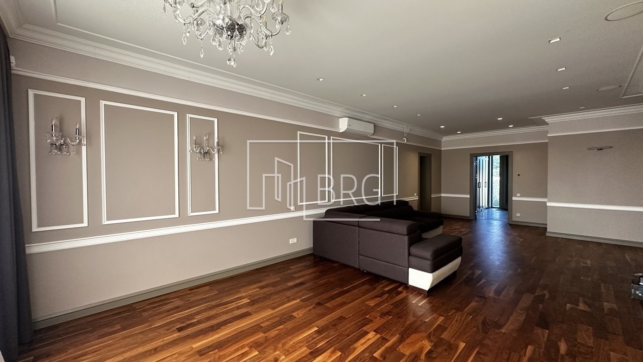 Новый современный дом 289м с крытым бассейном Ходосеевка. Київська обл