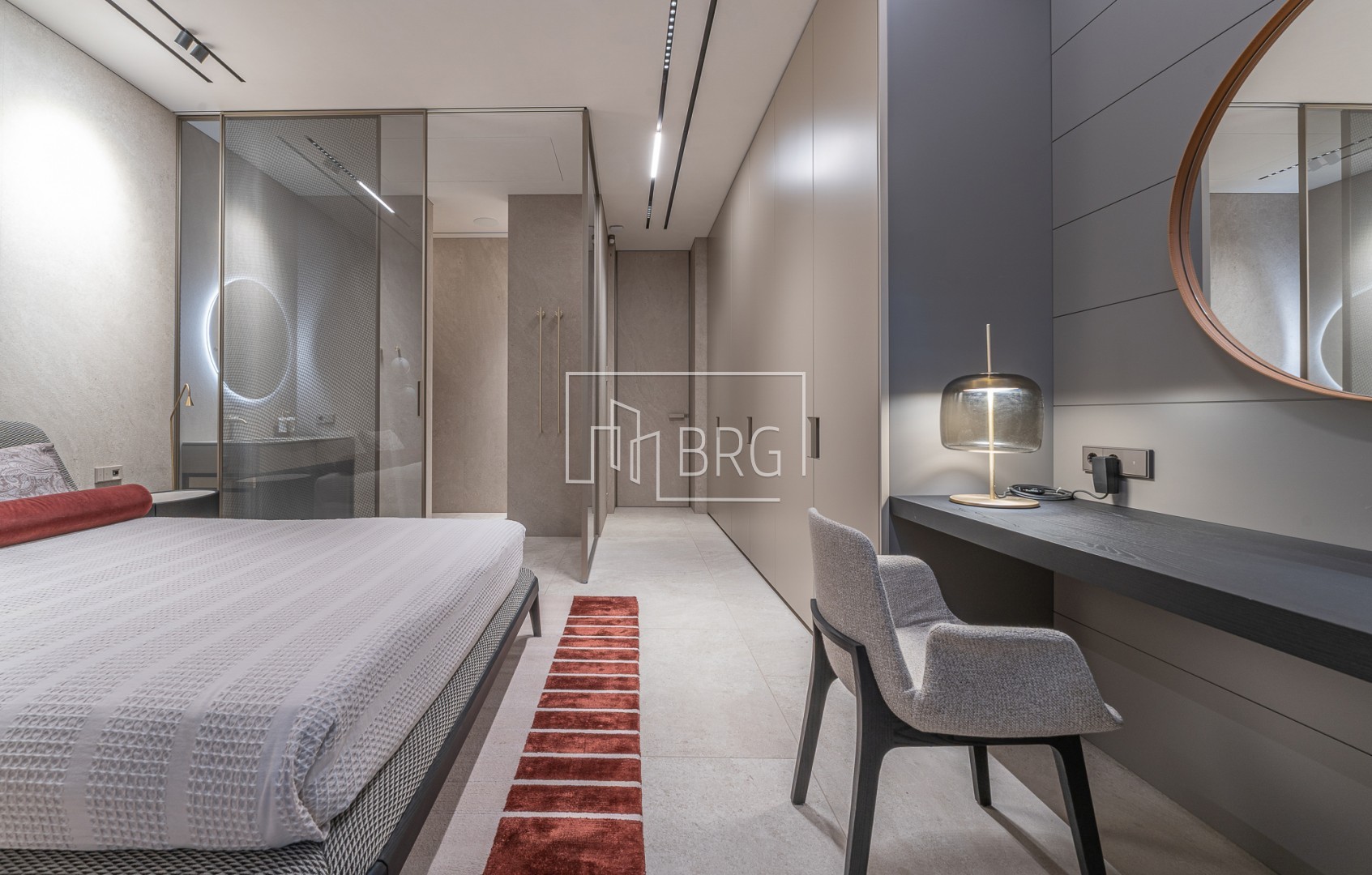 Дом 305м с бассейном Плюты Конча-Заспа. Київська обл