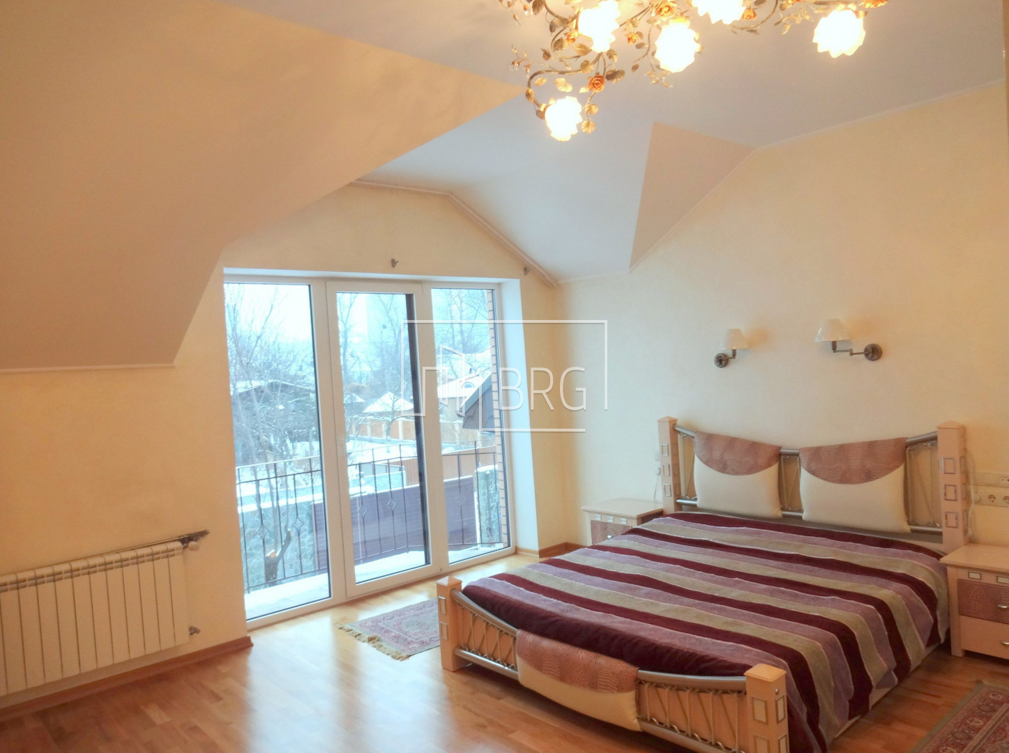 Дом 450м ул. Садовая Осокорки. Киев