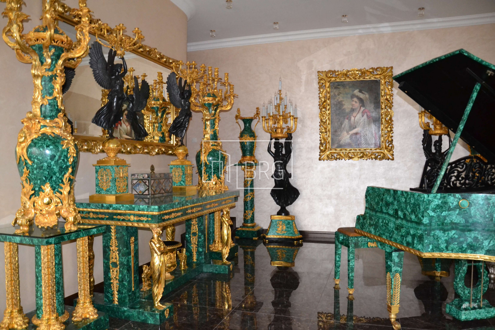 Дом Печерск "Малахитовая шкатулка" 1100м. Киев