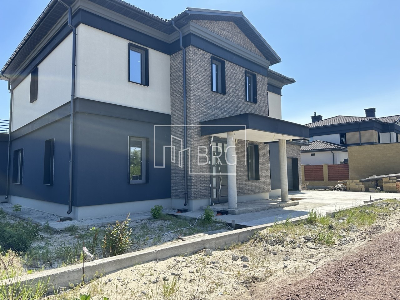 Дом 320м КГ Днипрова хвыля выход на канал Днепра. Київська обл