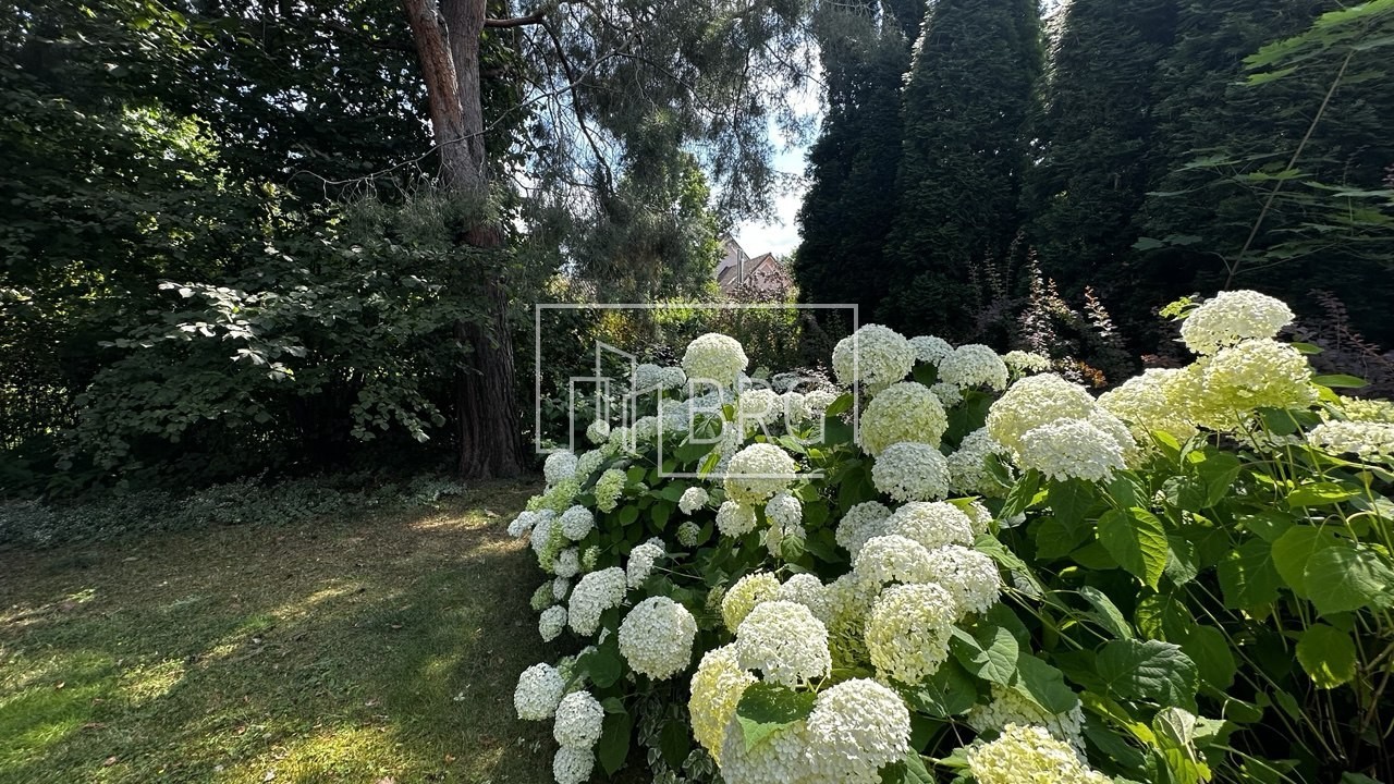 Особняк 770м с выходом на Козинку Конча-Заспа. Київська обл