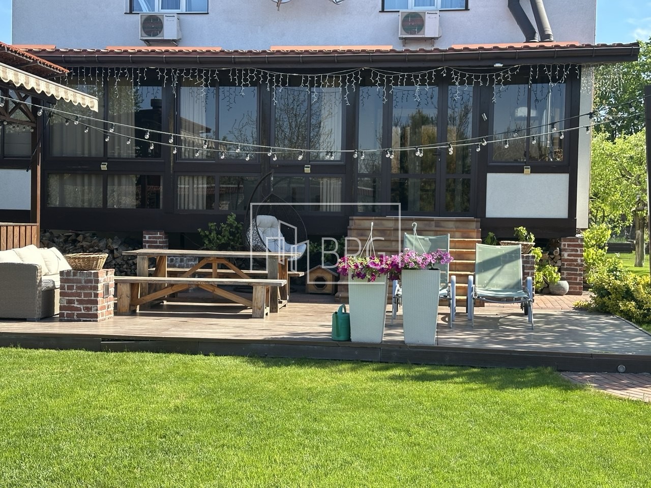 Дом 400м в Рудыках . Київська обл