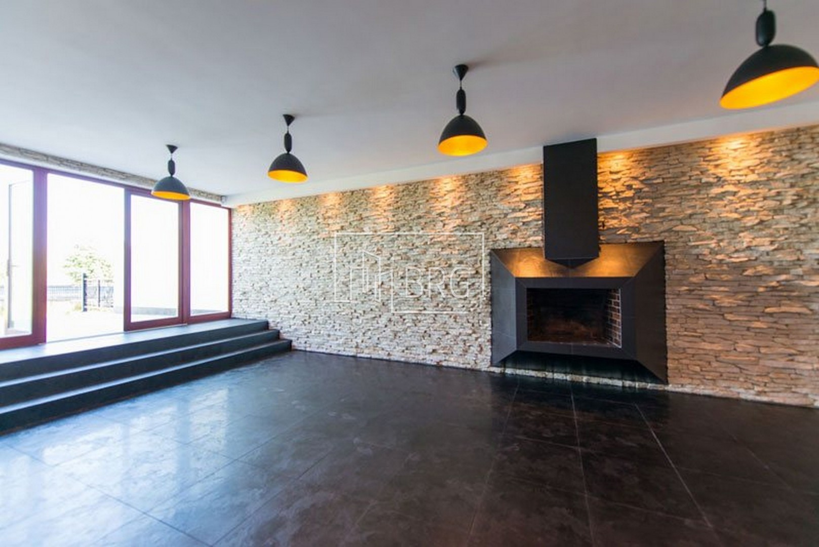 Дом КГ Днипрова хвыля 815м с выходом на Днепр. Київська обл