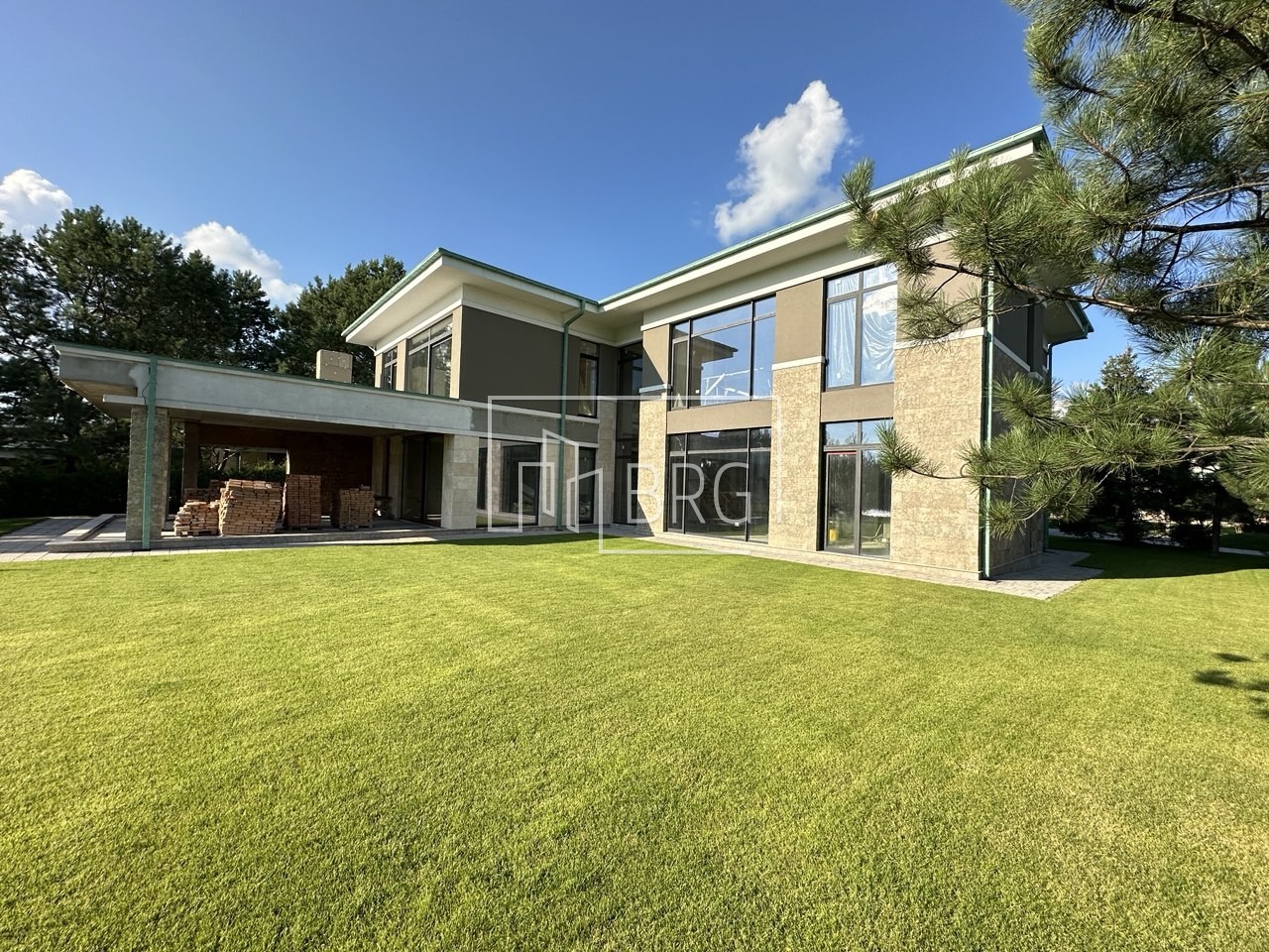 Дом 550м КГ Kozyn Seven Club с выходом на Козинку. Київська обл