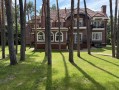 Дом 650м в сосновом лесу КГ Французский городок . Киевская обл