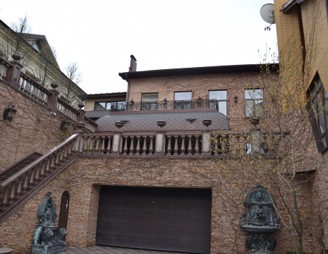 Дом Печерск "Малахитовая шкатулка" 1100м. Киев